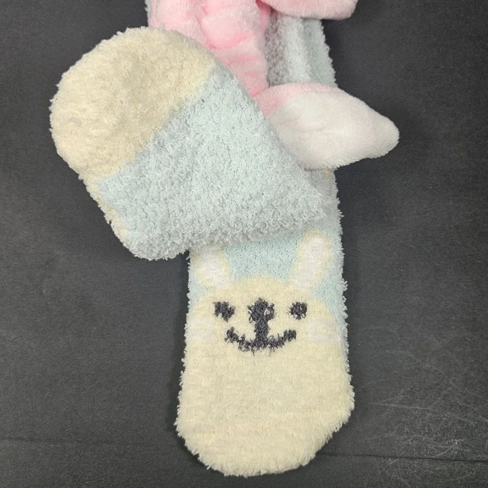 Christmas Gift Plush Head Band & Cozy Socks Girls Pastel Color Size 9-11 /2 Pair